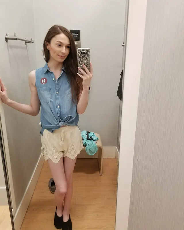Claudia, 26 ans, dominatrice à Saint-Pée-sur-Nivelle