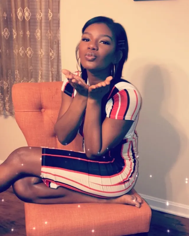 Rokia, 27 ans, dominatrice à Laval